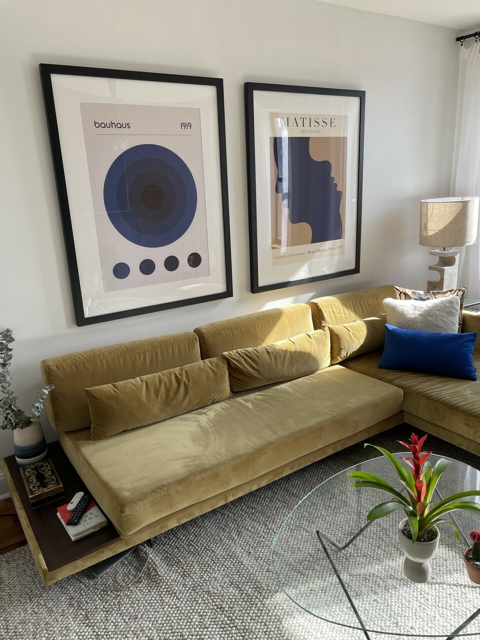 Oversize picture frames - Level Frames