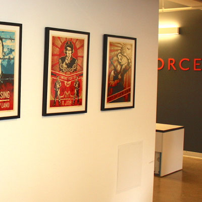 custom framing for business