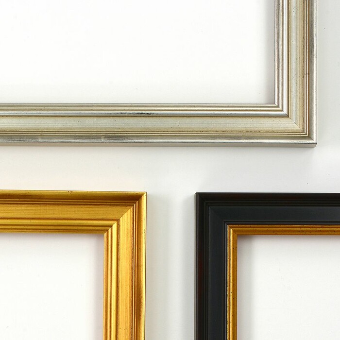 Classic style picture frames
